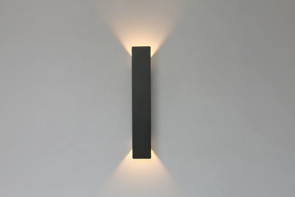 Modern LED-vägglampa för utomhusbruk